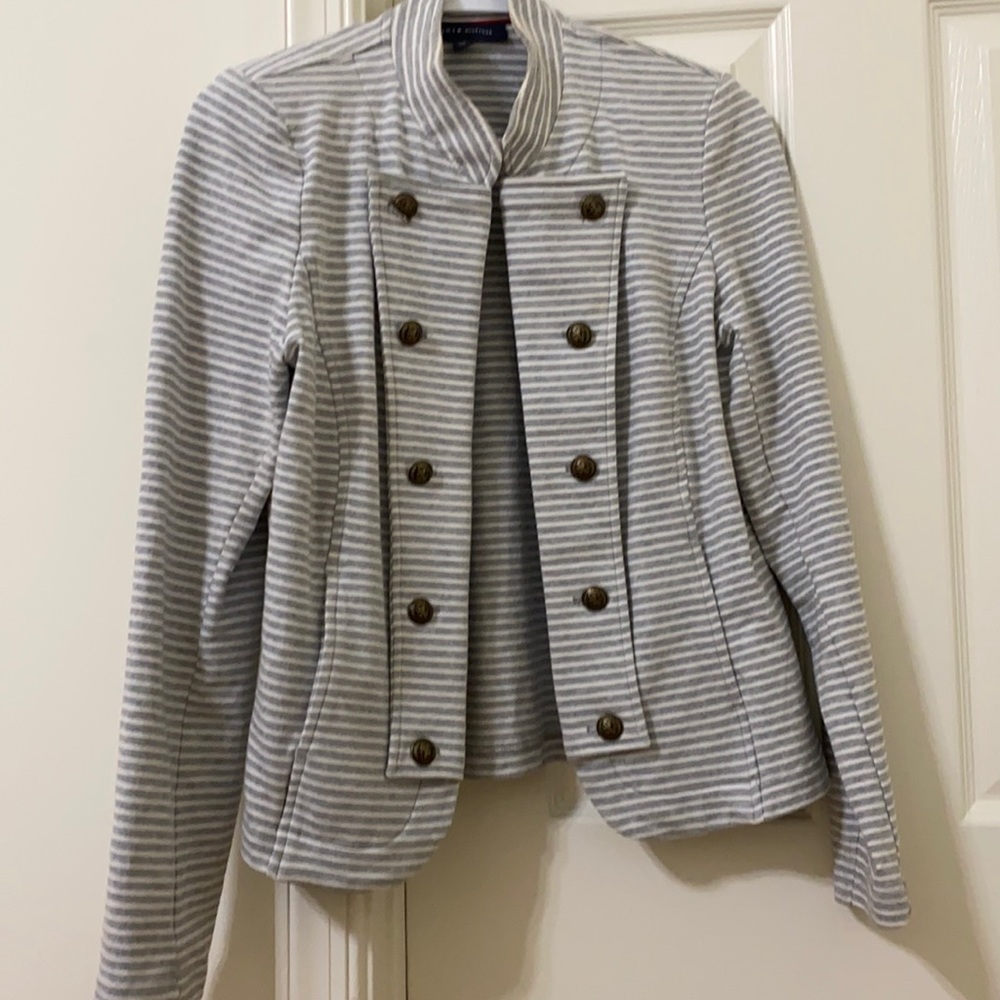 Tommy Hilfiger cotton blazer.